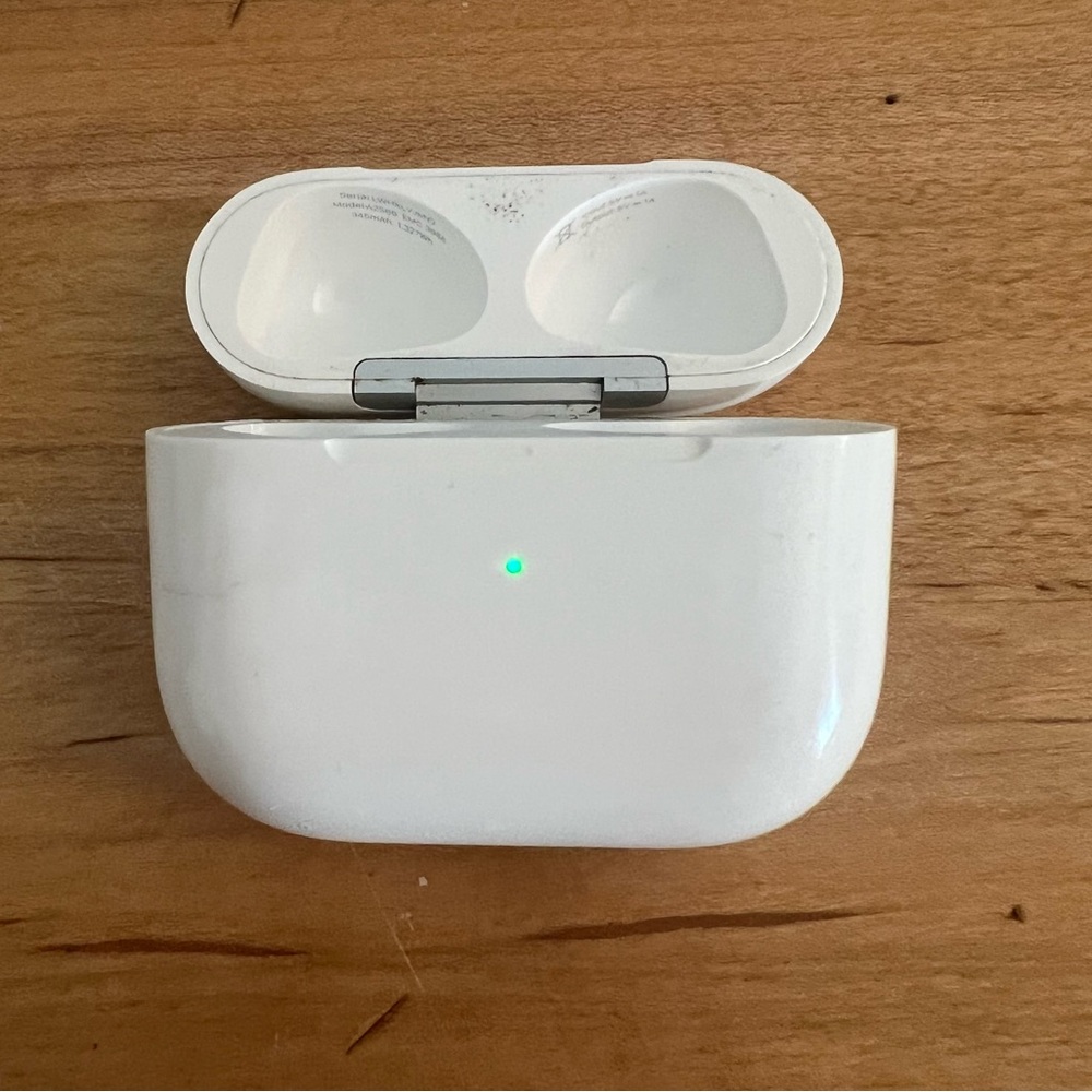 Genuine Apple AirPods 3rd Generation Charging Case (A2566)